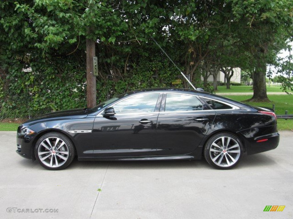 Ebony 2017 Jaguar XJ R-Sport Exterior Photo #133679724