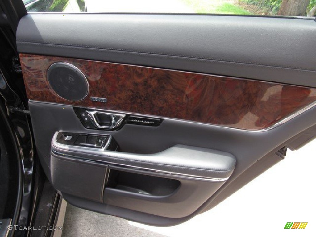 2017 Jaguar XJ R-Sport Jet/Ivory Door Panel Photo #133679961