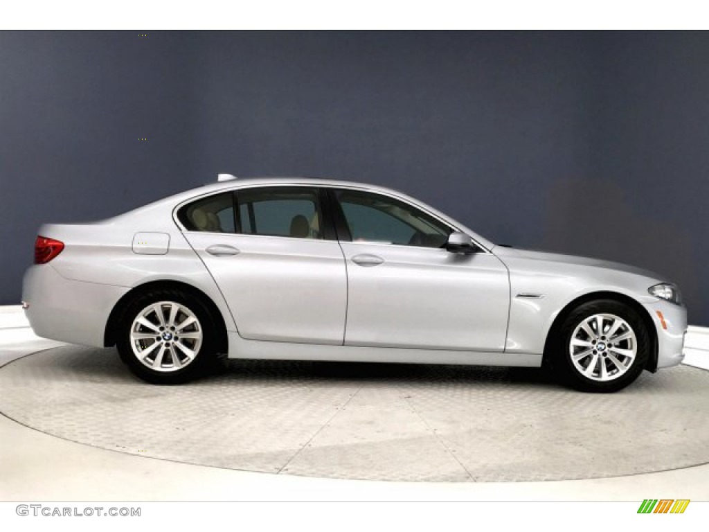 2016 5 Series 528i Sedan - Glacier Silver Metallic / Venetian Beige/Black photo #31