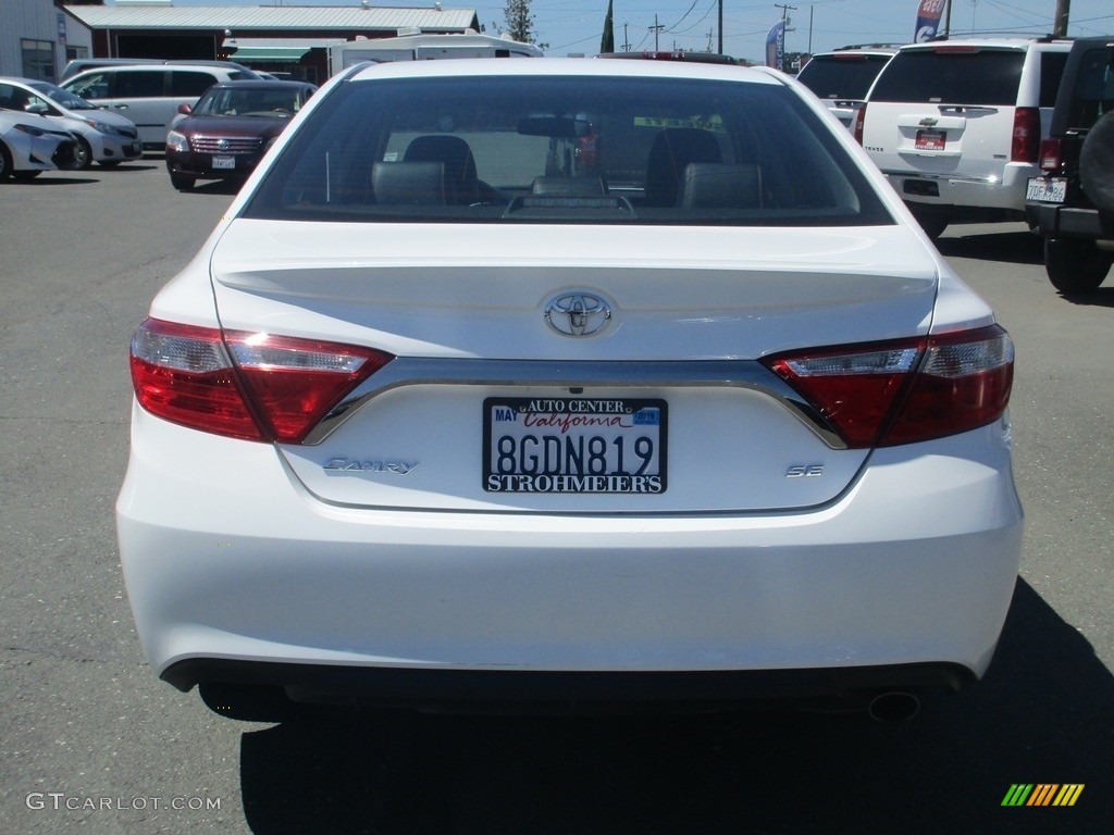 2017 Camry SE - Super White / Black photo #6