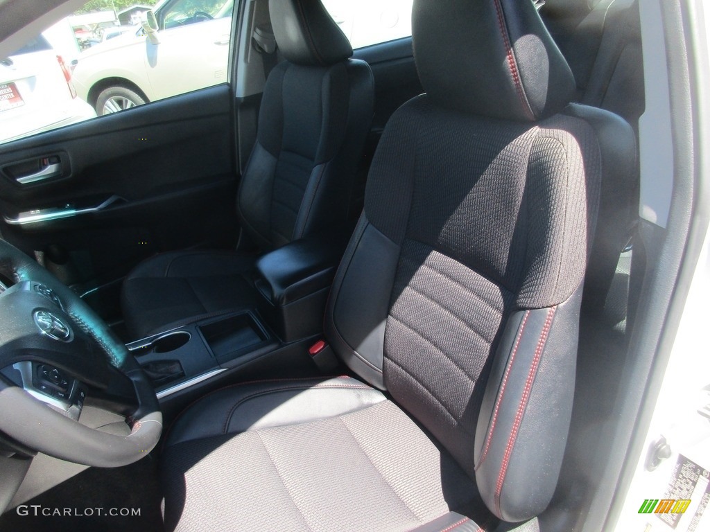 2017 Camry SE - Super White / Black photo #8
