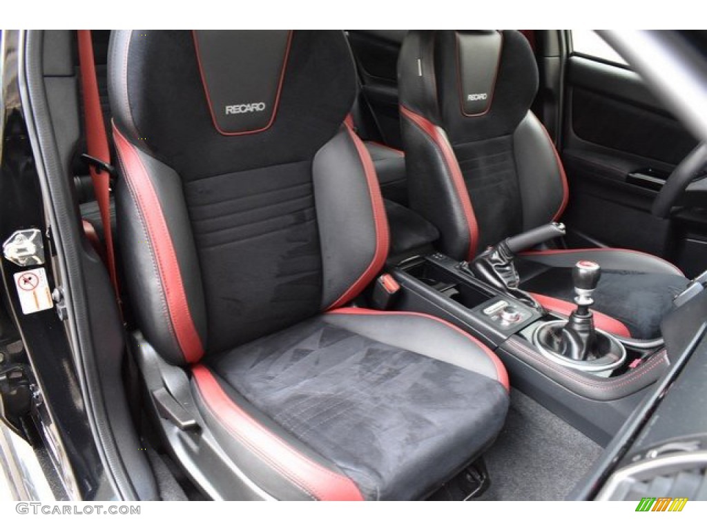 Carbon Black Interior 2018 Subaru WRX STI Photo #133690971