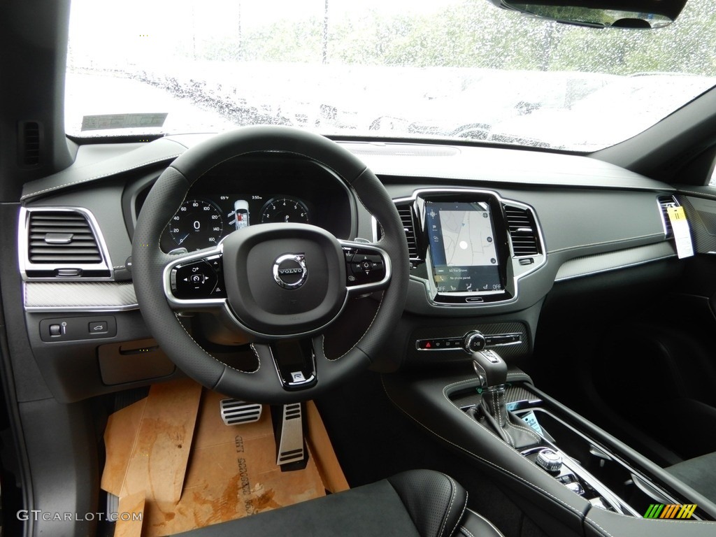 2019 Volvo XC90 T6 AWD Dashboard Photos