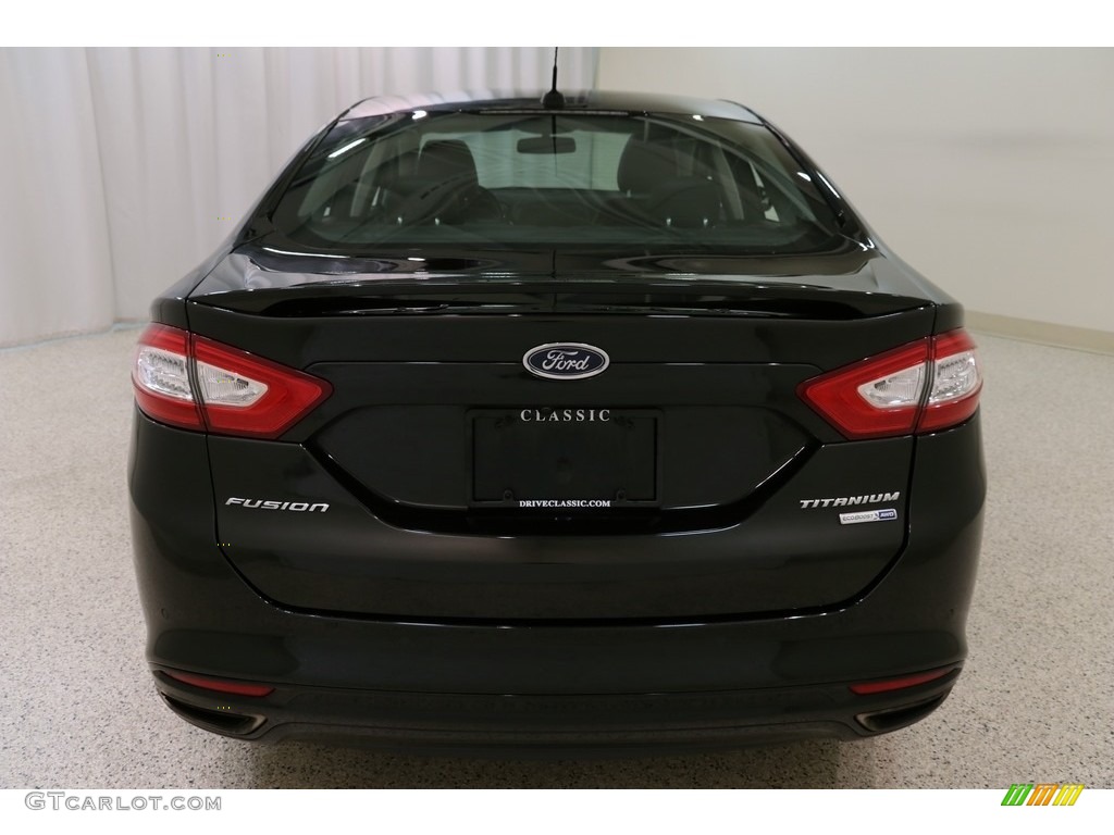 2015 Fusion Titanium AWD - Tuxedo Black Metallic / Charcoal Black photo #19