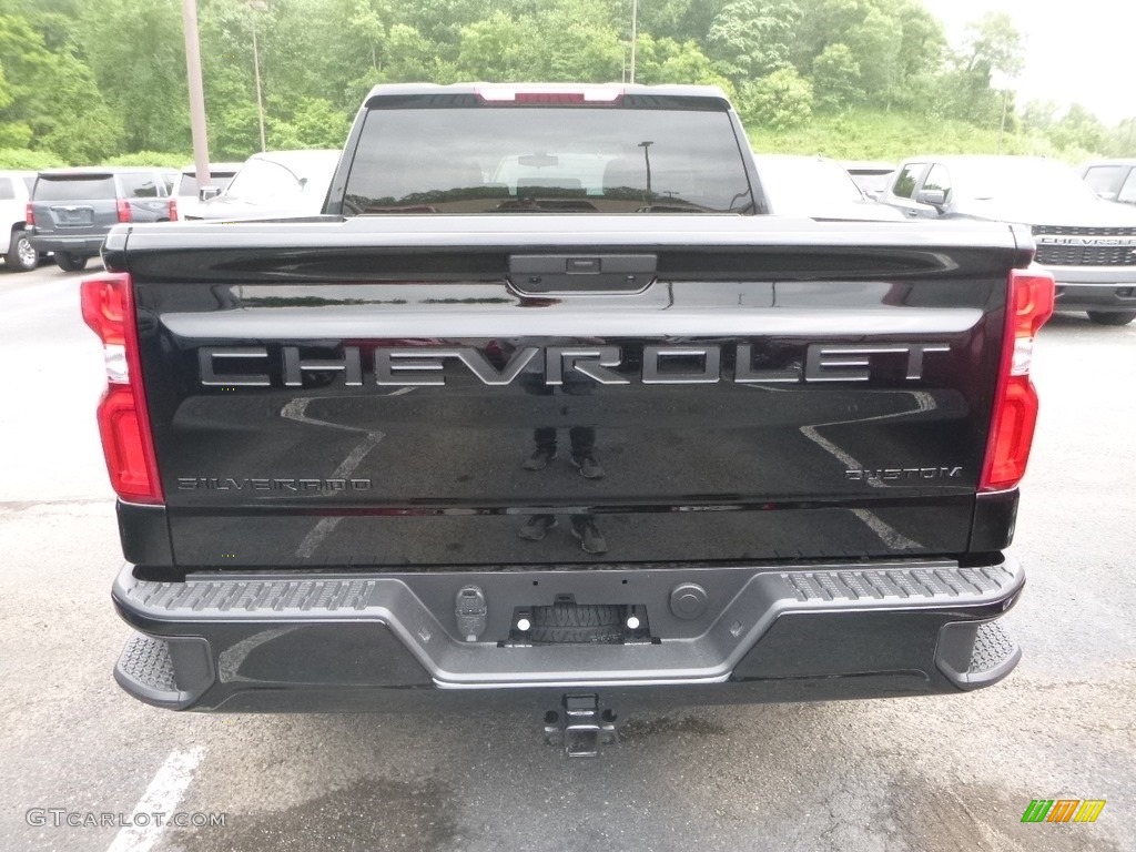 2019 Silverado 1500 Custom Crew Cab 4WD - Black / Jet Black photo #4