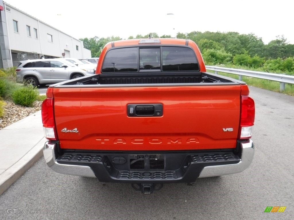 2017 Tacoma SR5 Double Cab 4x4 - Inferno Orange / Cement Gray photo #9