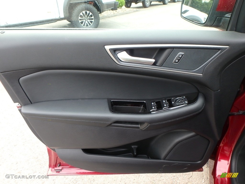 2019 Ford Edge SEL AWD Ebony Door Panel Photo #133699368