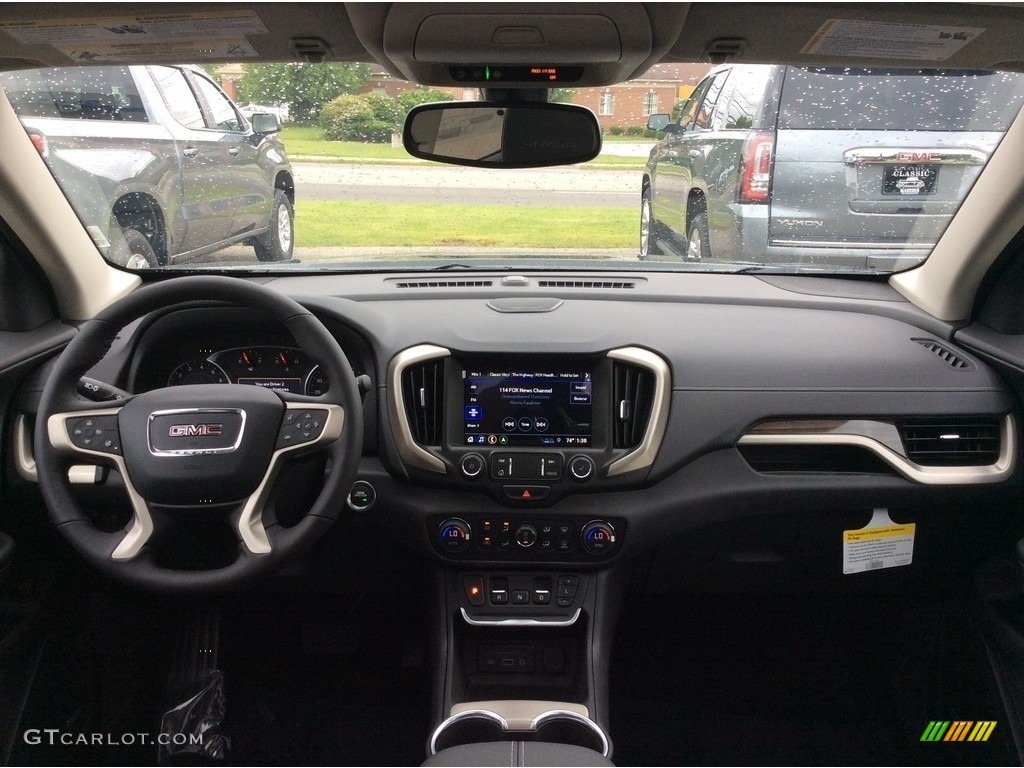2019 GMC Terrain Denali AWD Dashboard Photos