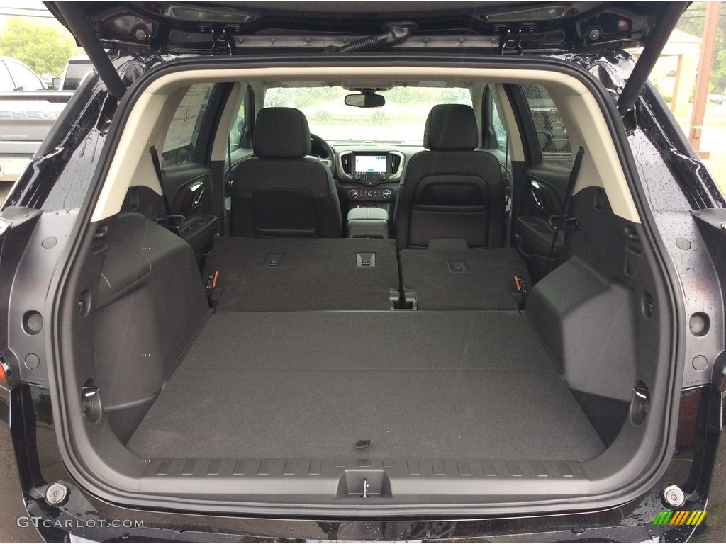 2019 GMC Terrain Denali AWD Trunk Photos