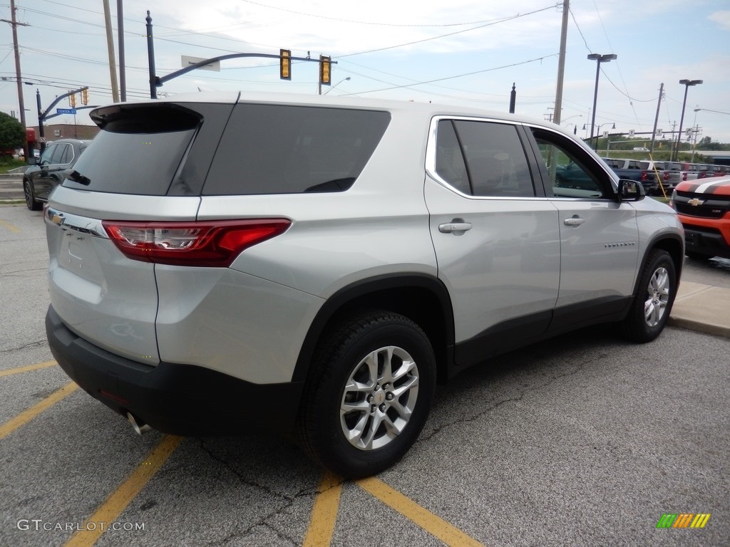 2019 Traverse LS - Silver Ice Metallic / Jet Black photo #4