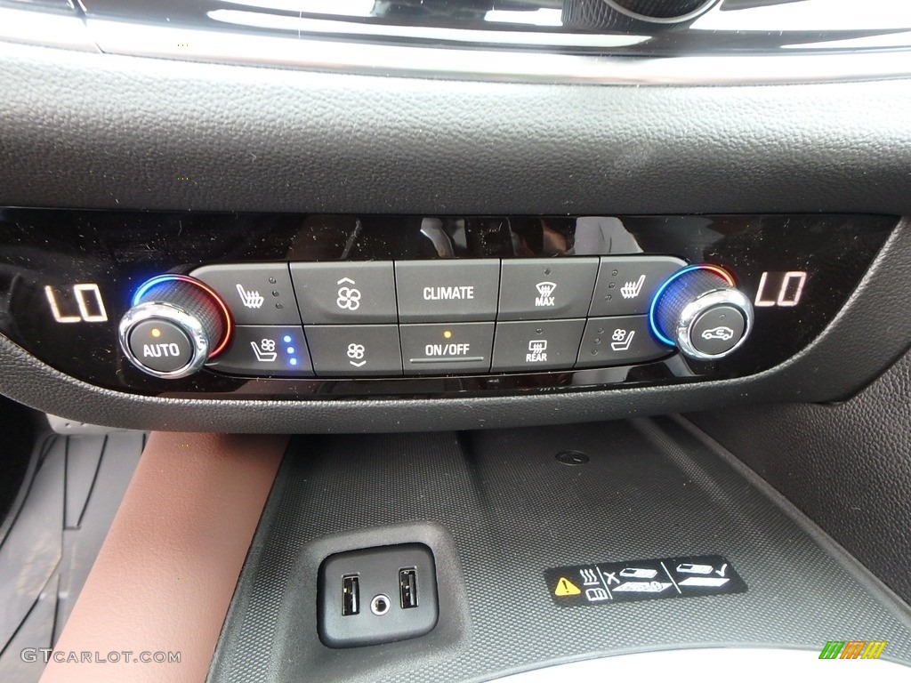 2019 Buick Enclave Avenir AWD Controls Photo #133706691