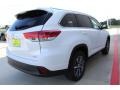 Blizzard Pearl White - Highlander XLE Photo No. 7