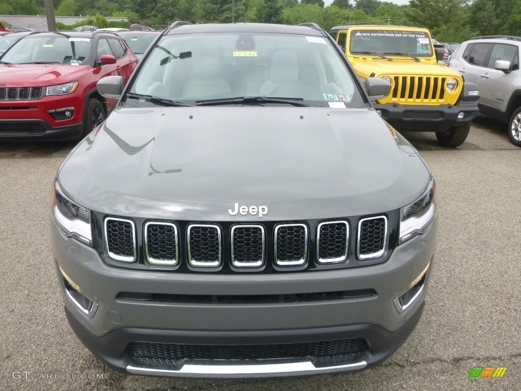 2019 Compass Limited 4x4 - Sting-Gray / Black/Ski Gray photo #8