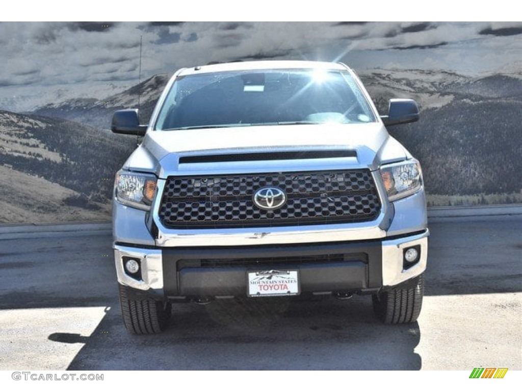 2019 Tundra SR5 CrewMax 4x4 - Silver Sky Metallic / Graphite photo #2