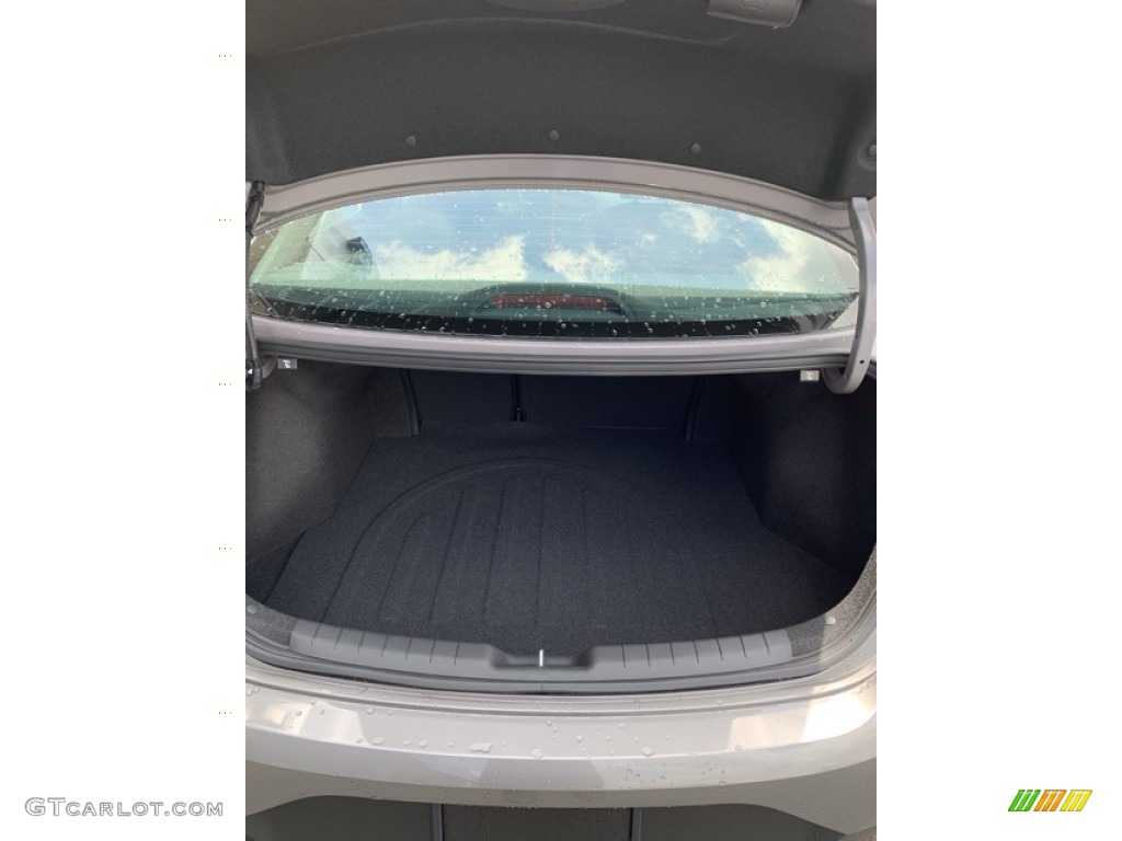 2020 Hyundai Elantra SE Trunk Photo #133726694
