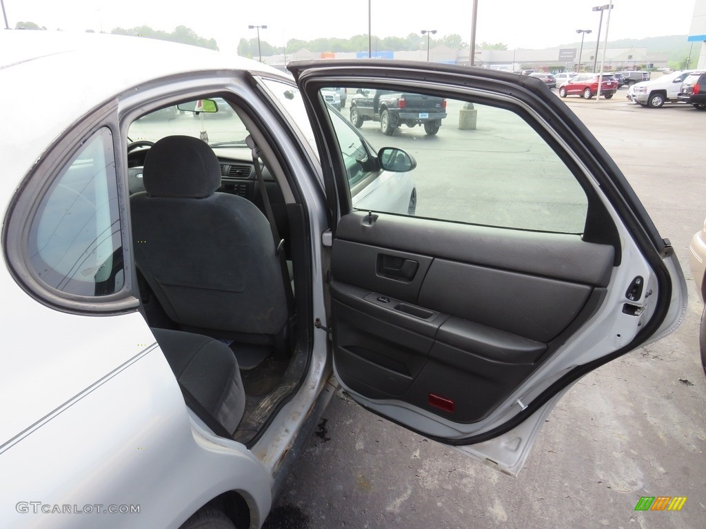 2005 Taurus SE - Silver Frost Metallic / Ebony Black photo #24