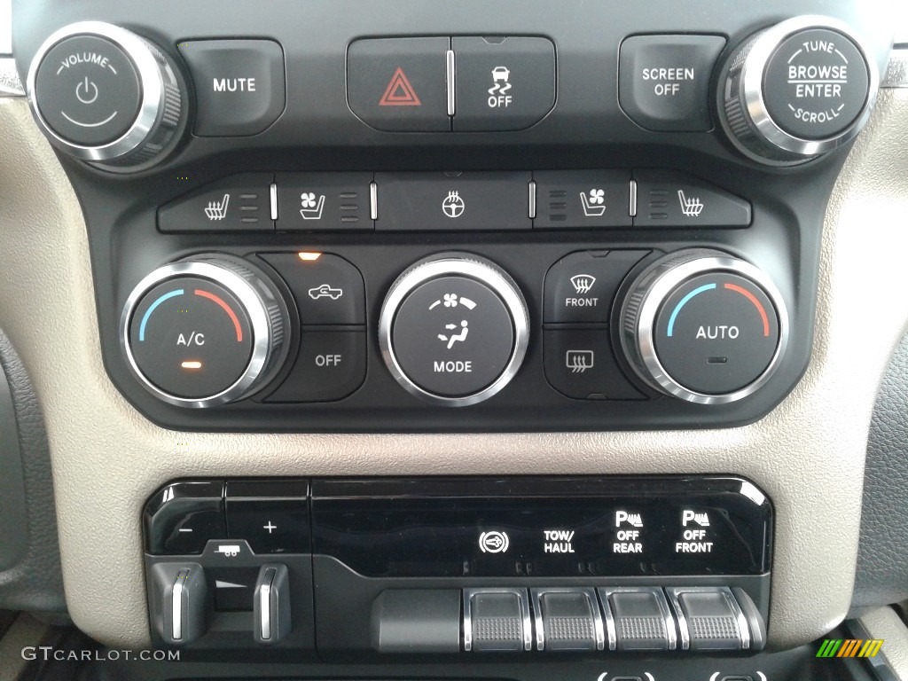 2019 Ram 3500 Laramie Crew Cab 4x4 Controls Photo #133729549