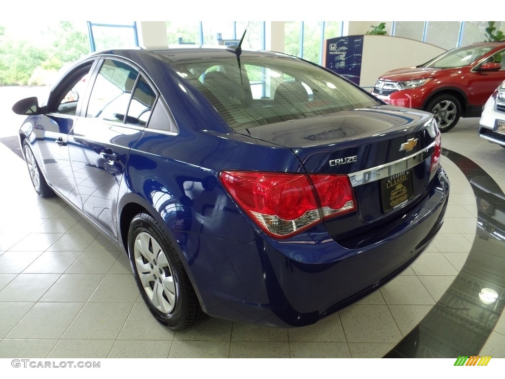 2012 Cruze LS - Blue Topaz Metallic / Jet Black/Medium Titanium photo #9