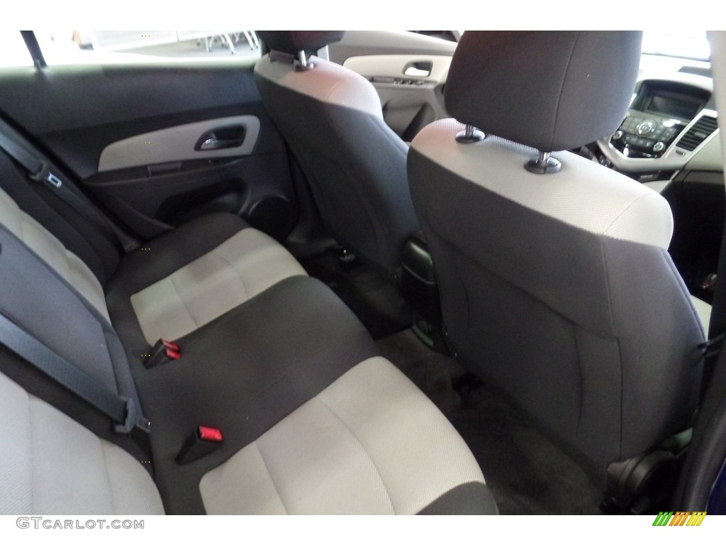 2012 Cruze LS - Blue Topaz Metallic / Jet Black/Medium Titanium photo #18