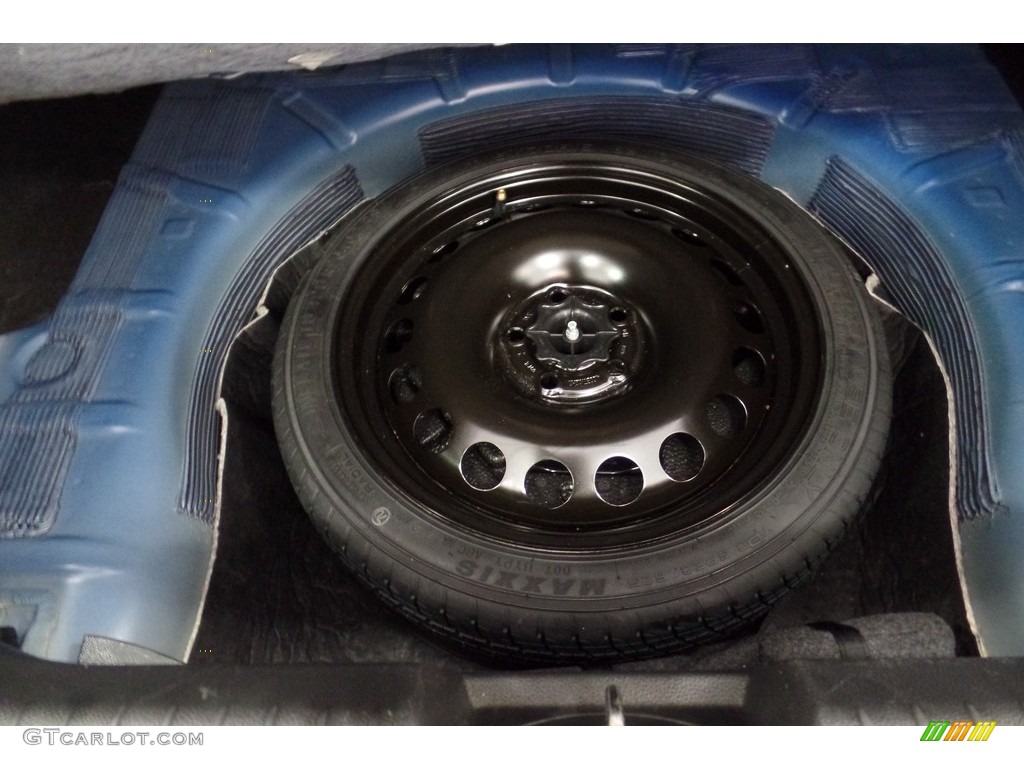 2012 Cruze LS - Blue Topaz Metallic / Jet Black/Medium Titanium photo #21