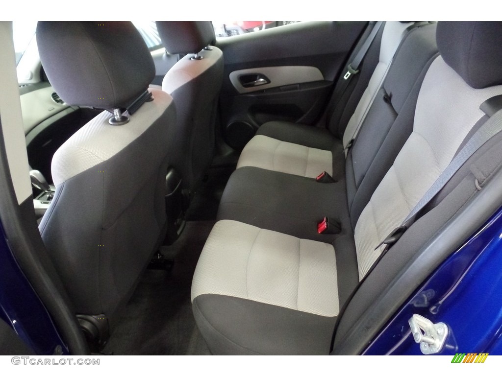 2012 Cruze LS - Blue Topaz Metallic / Jet Black/Medium Titanium photo #24