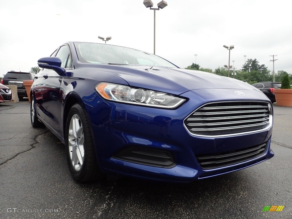 2016 Fusion SE - Deep Impact Blue Metallic / Charcoal Black photo #12