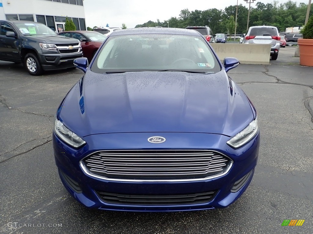 2016 Fusion SE - Deep Impact Blue Metallic / Charcoal Black photo #13