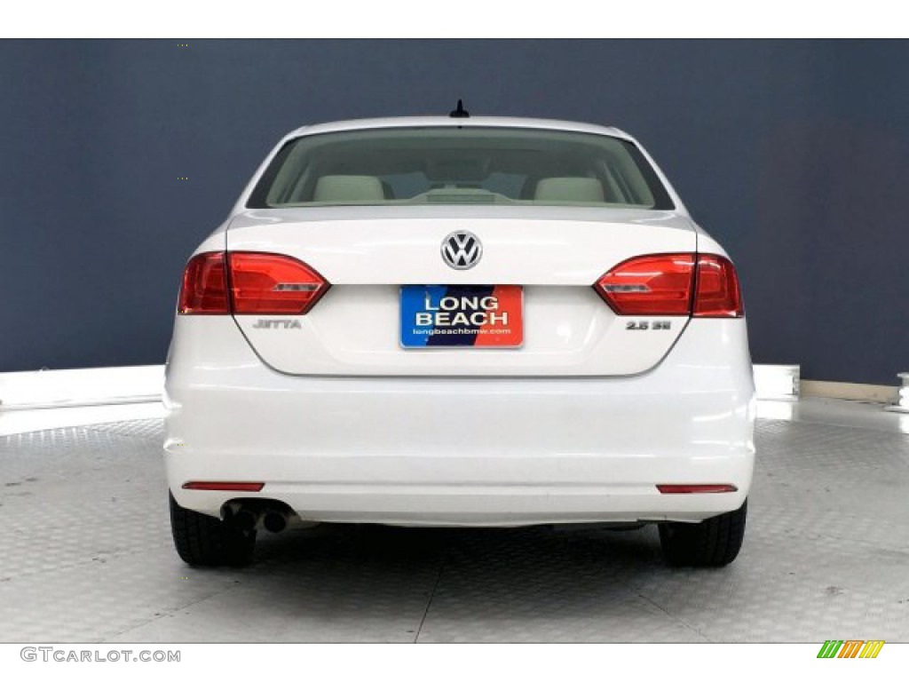 2012 Jetta SE Sedan - Candy White / Cornsilk Beige photo #3