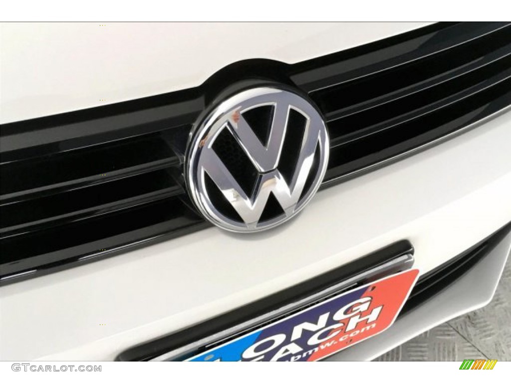 2012 Jetta SE Sedan - Candy White / Cornsilk Beige photo #28