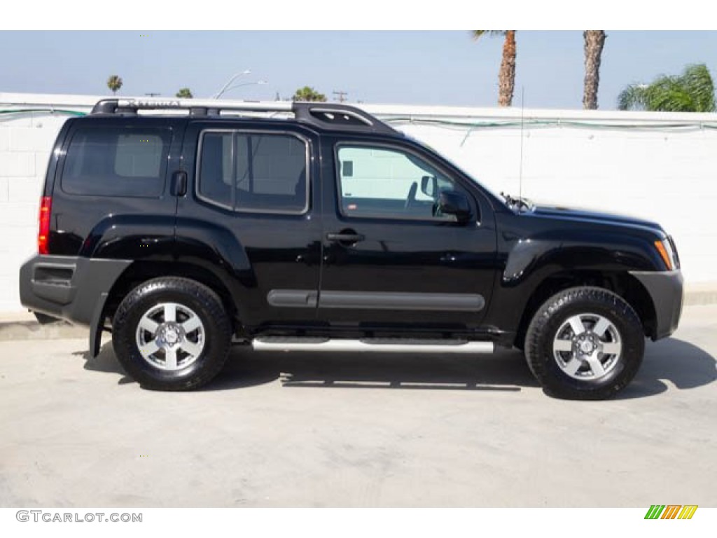 2011 Xterra S - Super Black / Gray photo #13