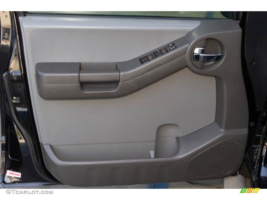 2011 Xterra S - Super Black / Gray photo #24