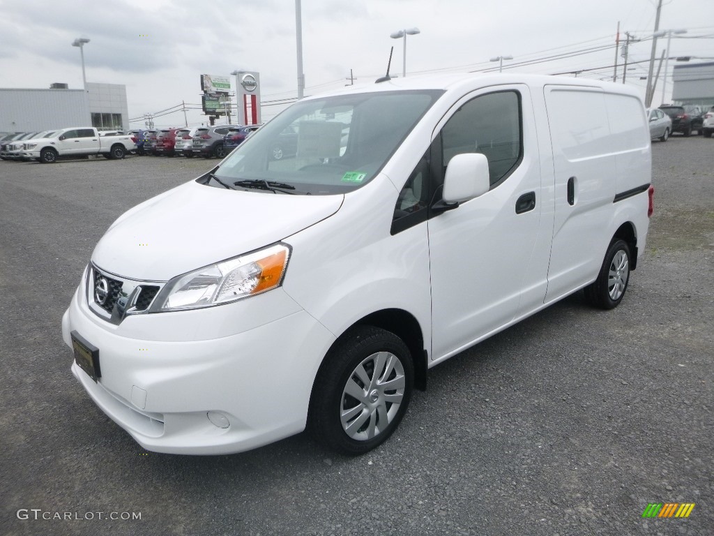 2019 NV200 SV - Fresh Powder White / Gray photo #8