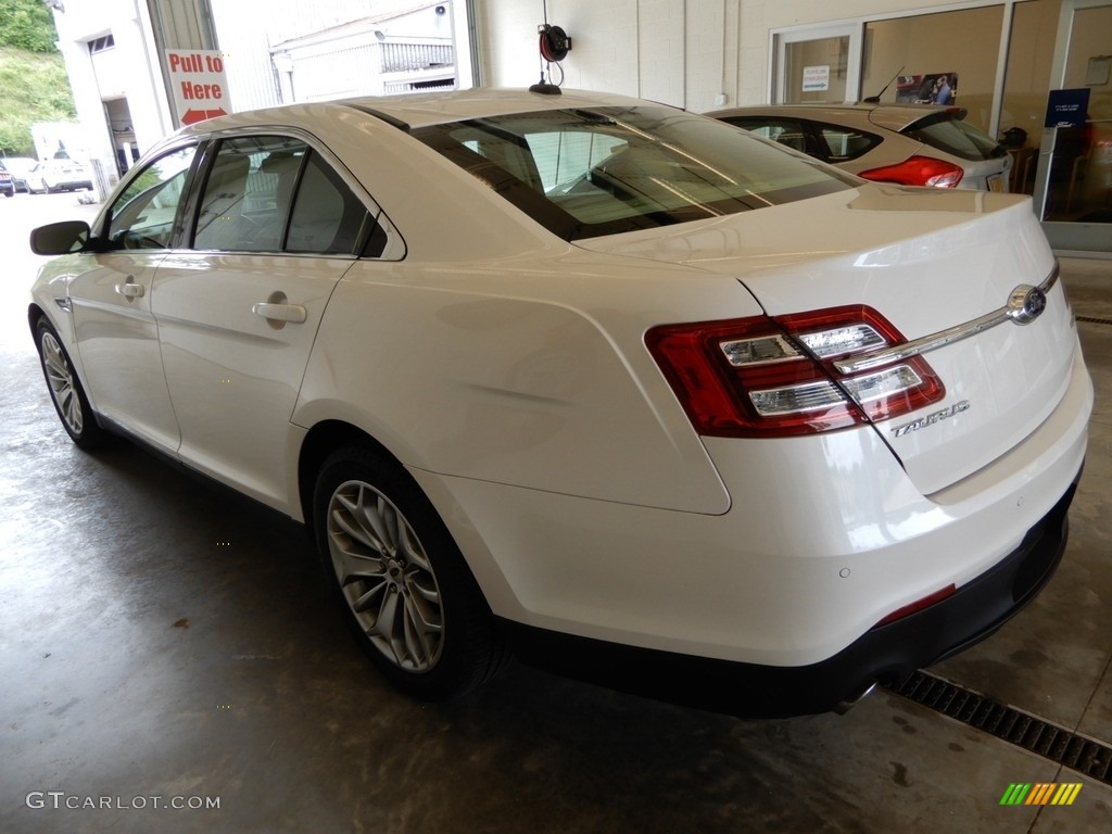2018 Taurus Limited - White Platinum / Dune photo #8