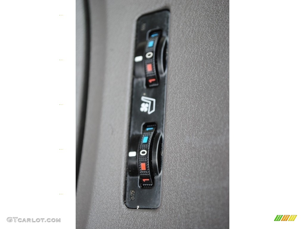 2010 ES 350 - Black Sapphire Pearl / Parchment photo #16