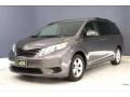 2017 Predawn Gray Mica Toyota Sienna LE  photo #12