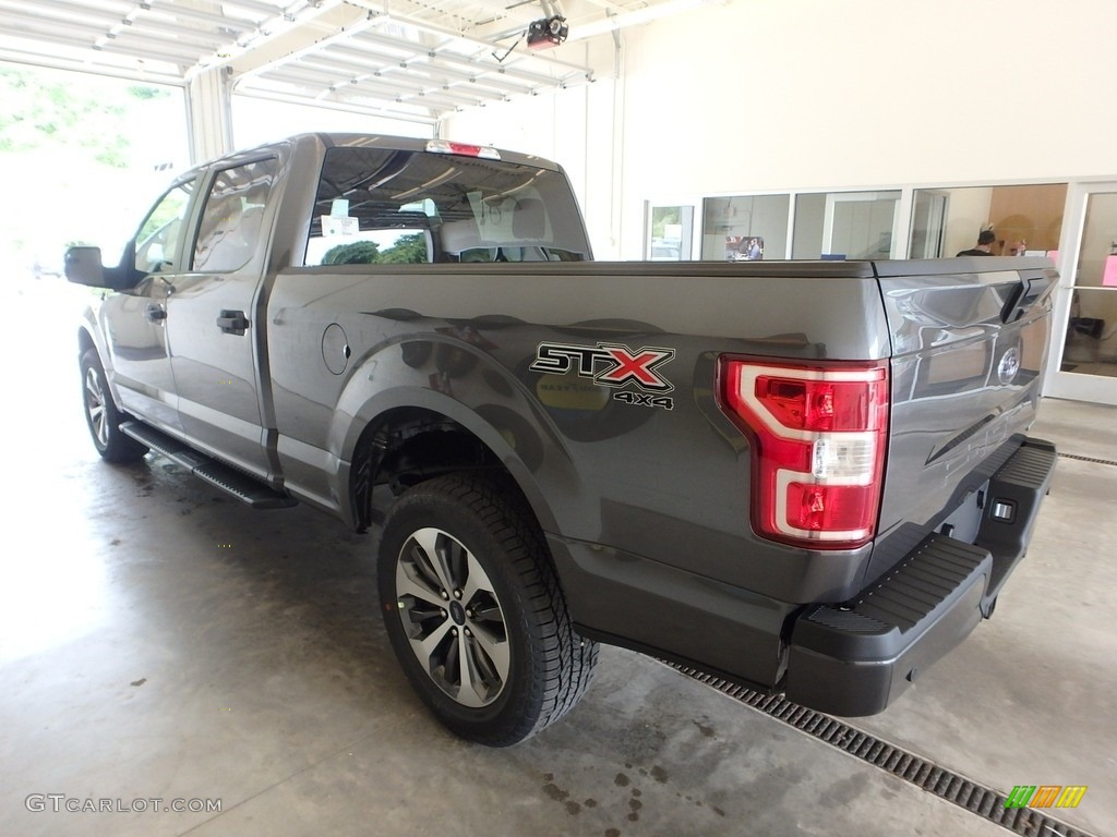2019 F150 XL SuperCab 4x4 - Magnetic / Sport Black/Red photo #3