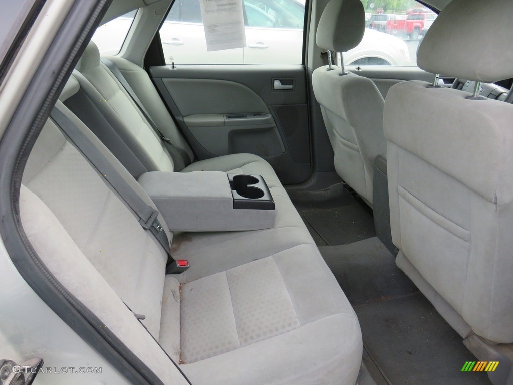 2006 Five Hundred SE - Silver Birch Metallic / Shale Grey photo #26