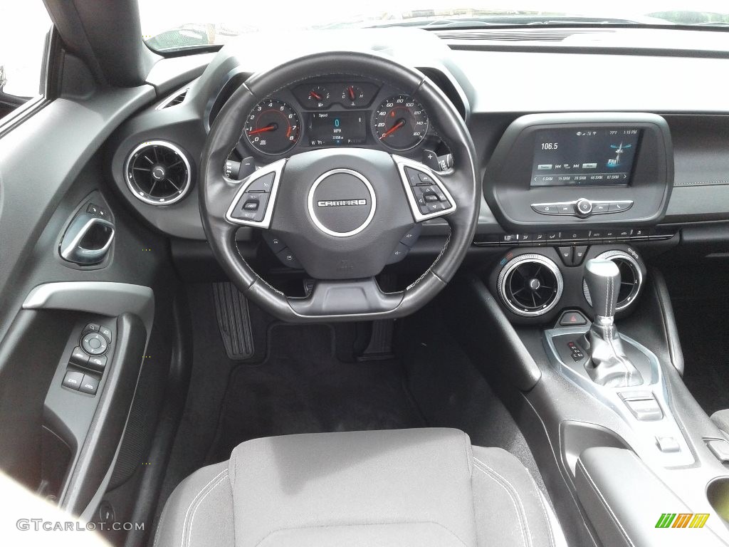 2018 Chevrolet Camaro LT Convertible Dashboard Photos