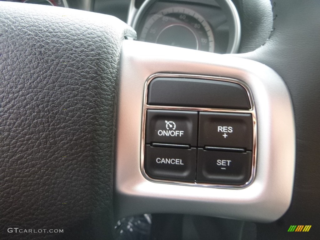 2019 Dodge Journey SE Black Steering Wheel Photo #133773786