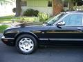 Anthracite Metallic - XJ Vanden Plas Photo No. 9