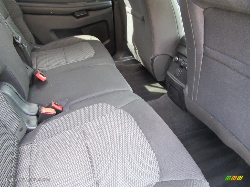 2018 Explorer XLT - Oxford White / Medium Stone photo #13