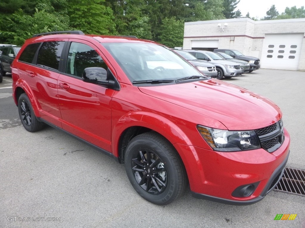 Redline 2 Coat Pearl 2019 Dodge Journey SE Exterior Photo #133776048