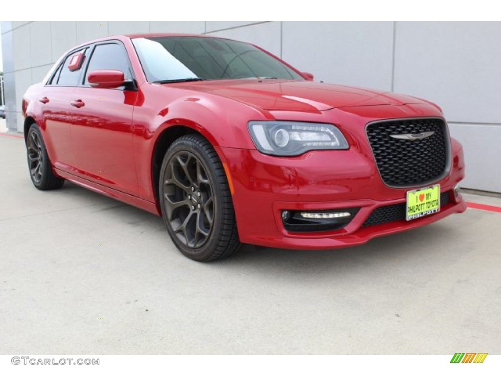 2017 300 S - Redline Red Tri-Coat / Black photo #2