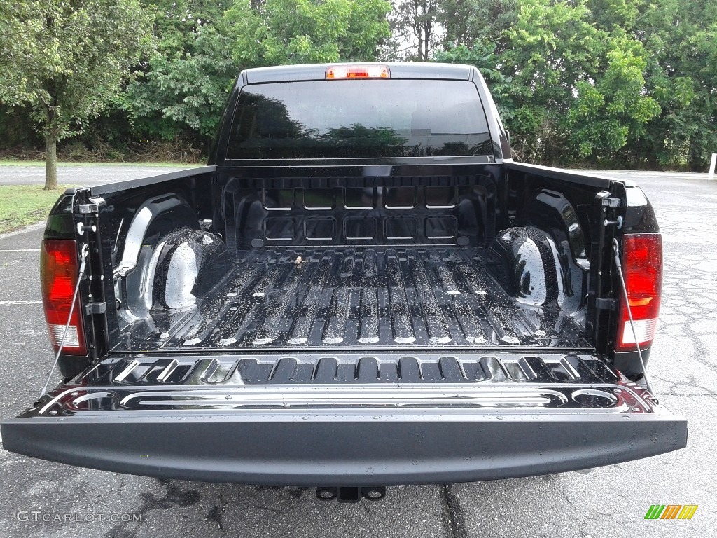2019 1500 Classic Tradesman Quad Cab 4x4 - Diamond Black Crystal Pearl / Black/Diesel Gray photo #12