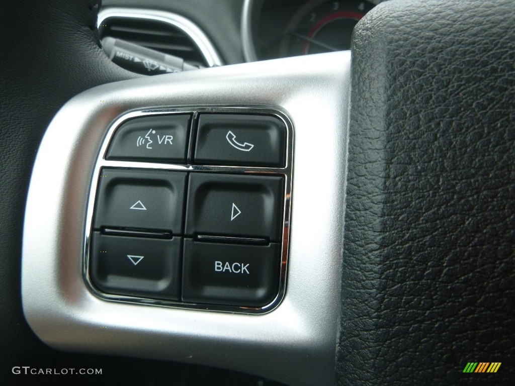 2019 Dodge Journey SE Black Steering Wheel Photo #133776915