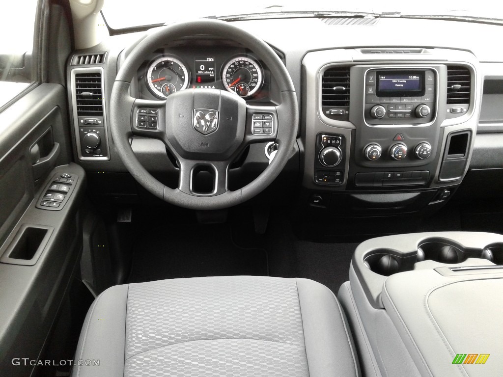 2019 1500 Classic Tradesman Quad Cab 4x4 - Diamond Black Crystal Pearl / Black/Diesel Gray photo #25