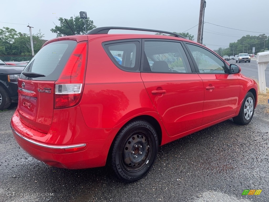 2010 Elantra Touring GLS - Chilipepper Red / Black photo #3
