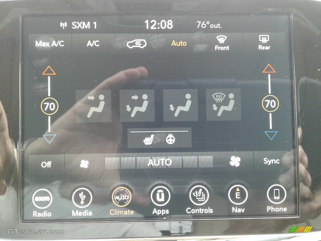 2019 Grand Cherokee Limited - Bright White / Light Frost Beige/Black photo #24