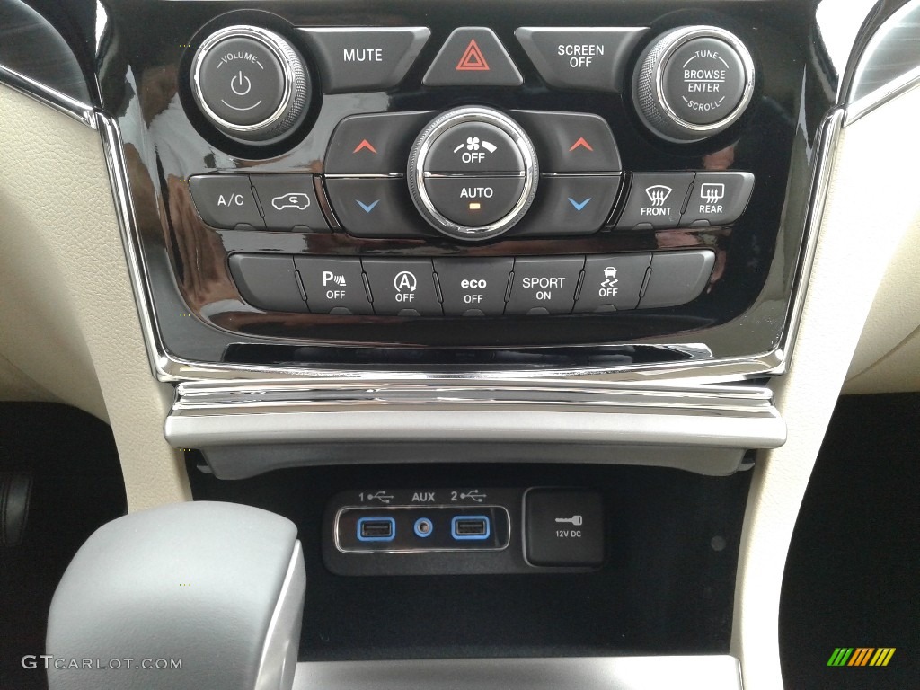 2019 Grand Cherokee Limited - Bright White / Light Frost Beige/Black photo #28