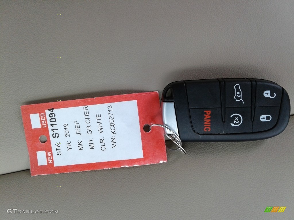 2019 Grand Cherokee Limited - Bright White / Light Frost Beige/Black photo #33